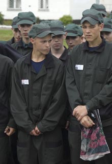 http://www.miloserdie.ru/pic/Za_reshetkoi_detijpg.jpg